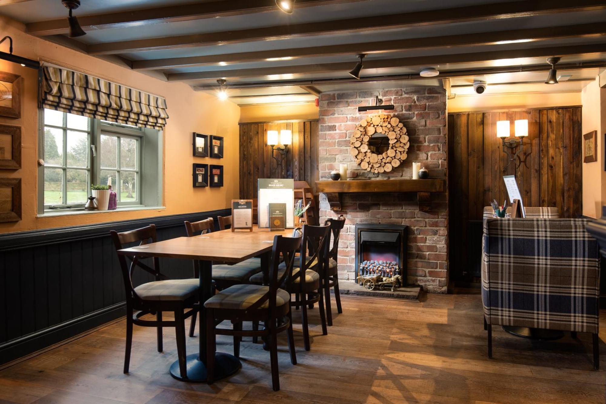 The King'S Head Inn - The Inn Collection Group Грейт Ейтън Екстериор снимка