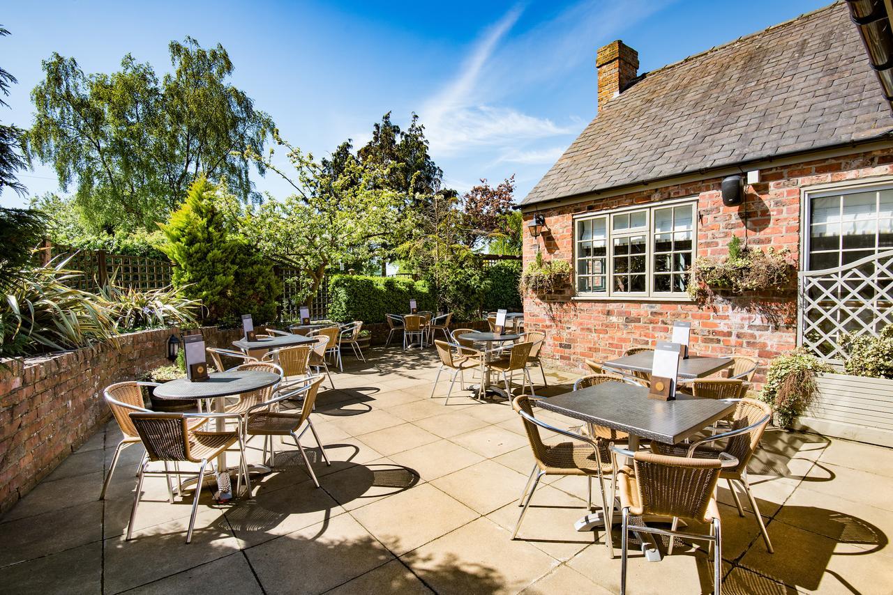 The King'S Head Inn - The Inn Collection Group Грейт Ейтън Екстериор снимка